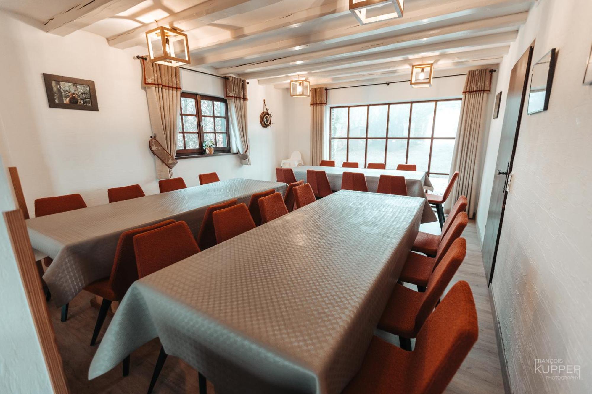 Le Grand Cerf 25 Pers, Malmedy- Chalet Rustique, Jardin מראה חיצוני תמונה